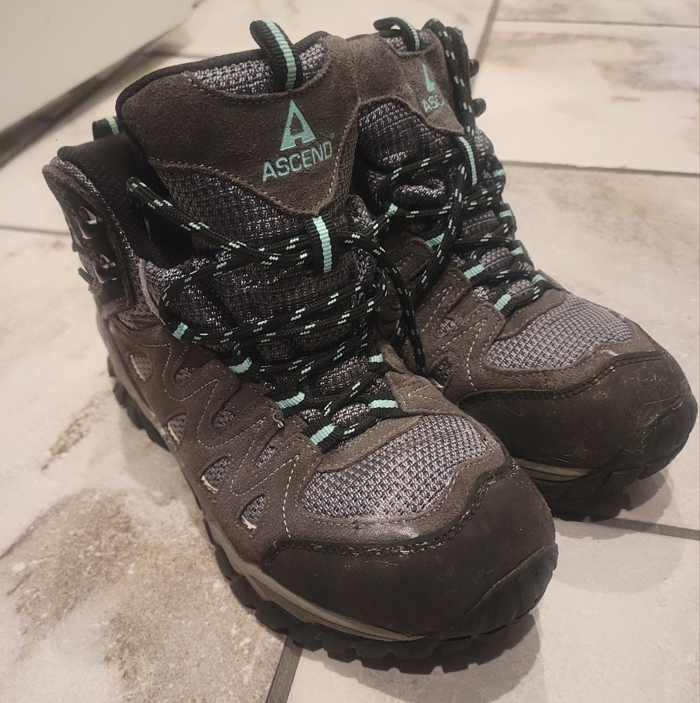Ascend hiking boots